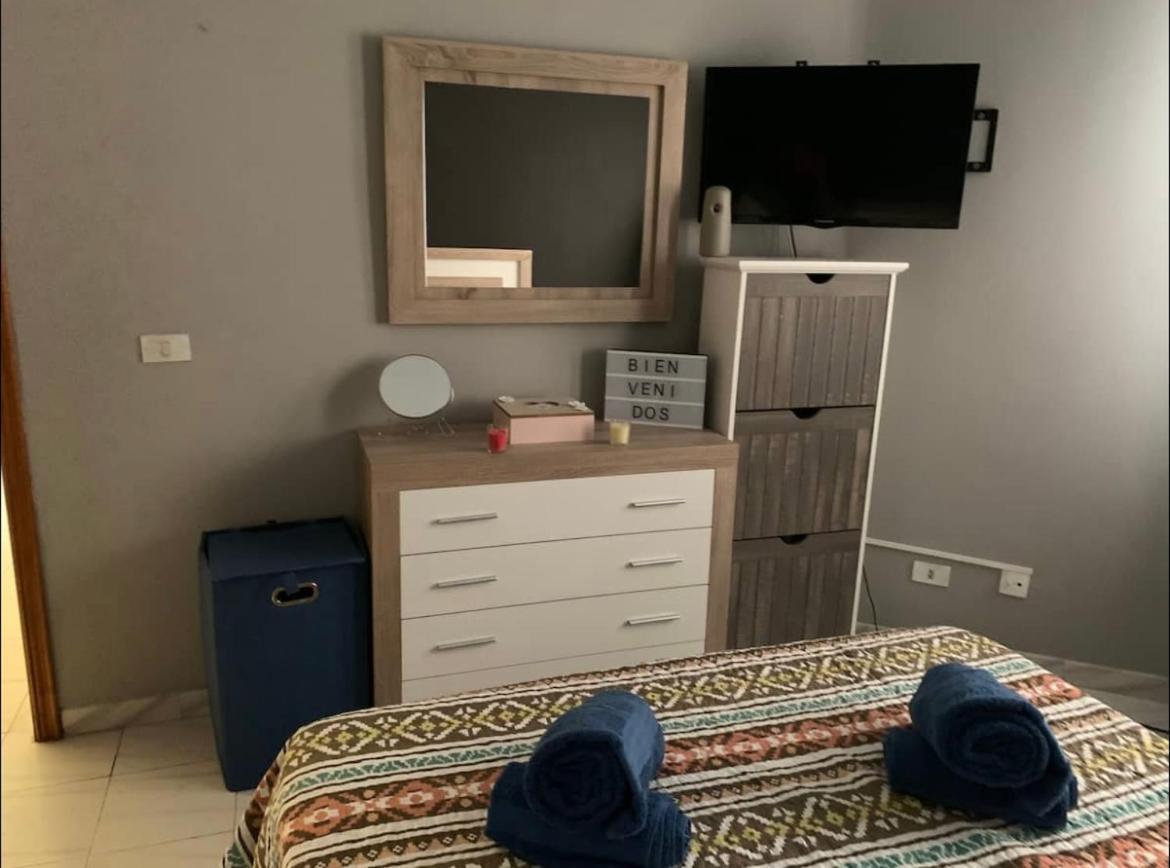 Apartamento Brisas Del Medano Leilighet Eksteriør bilde